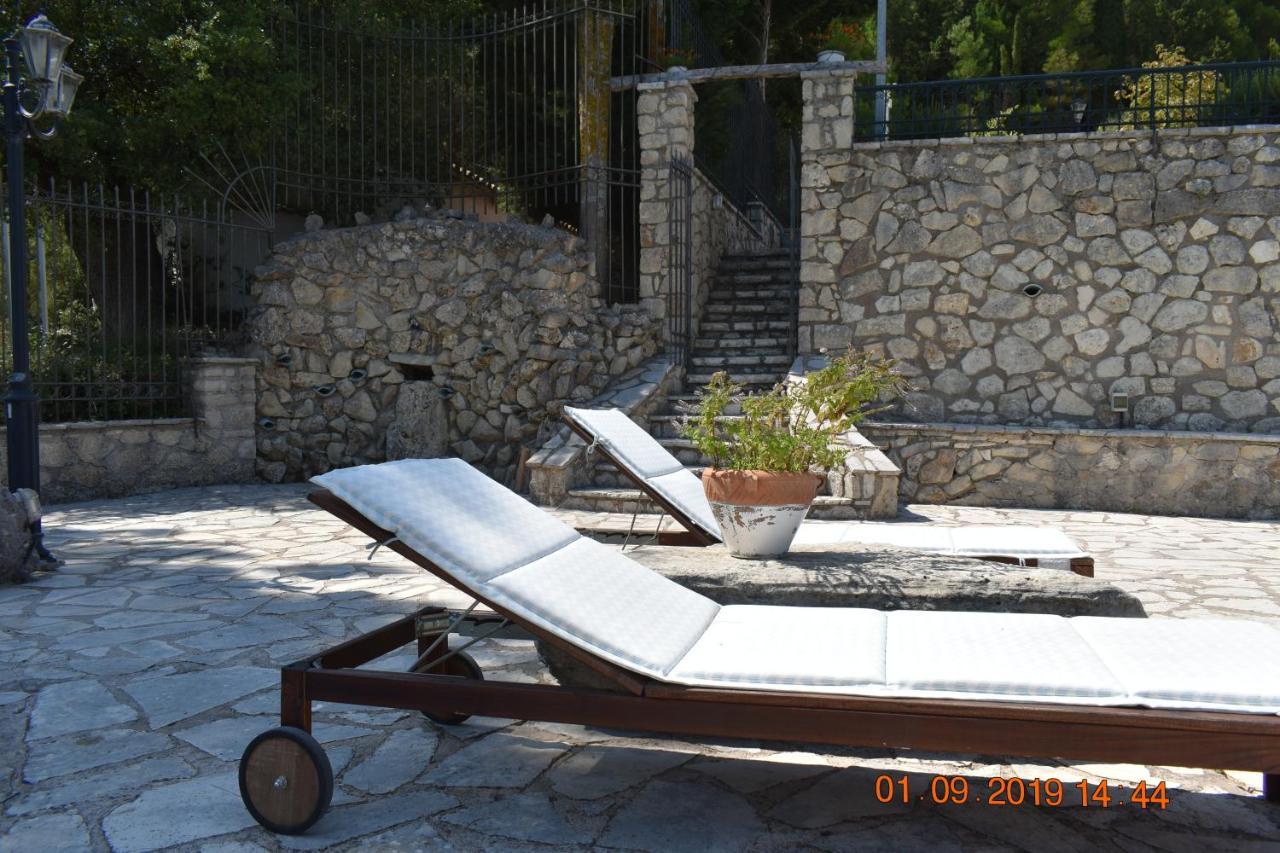 Estate Dafnopanagia Villa Magda Asprogerakata Экстерьер фото
