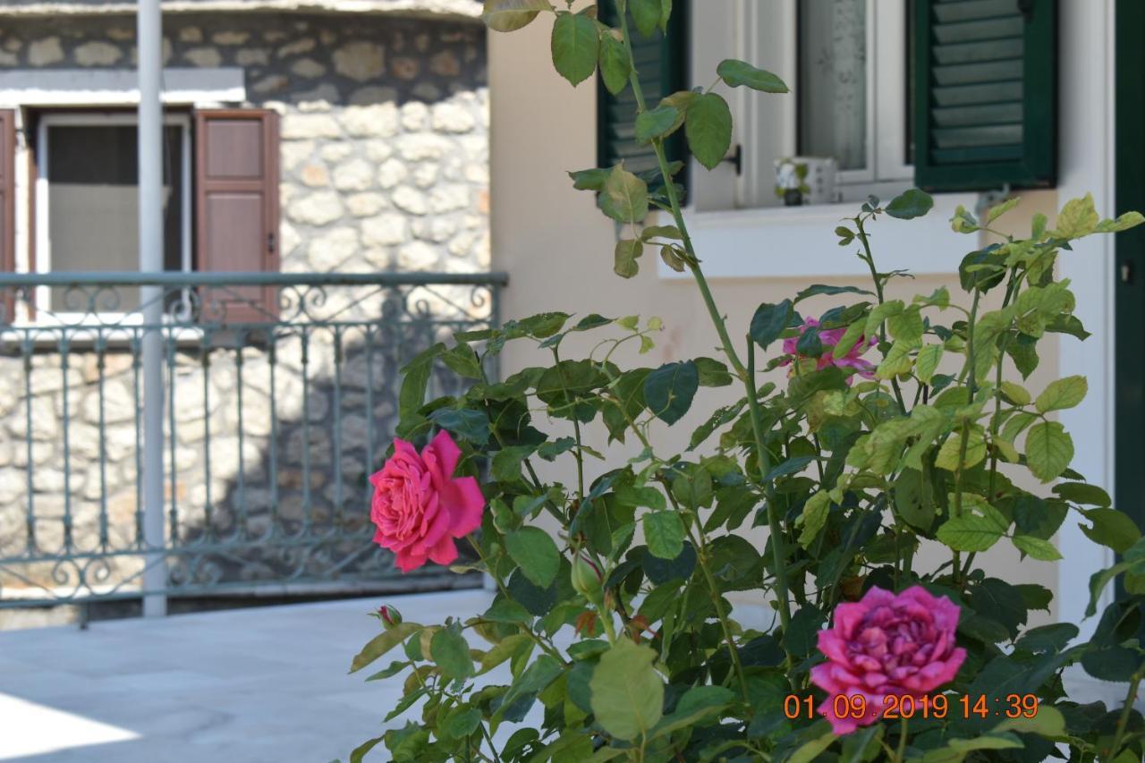 Estate Dafnopanagia Villa Magda Asprogerakata Экстерьер фото